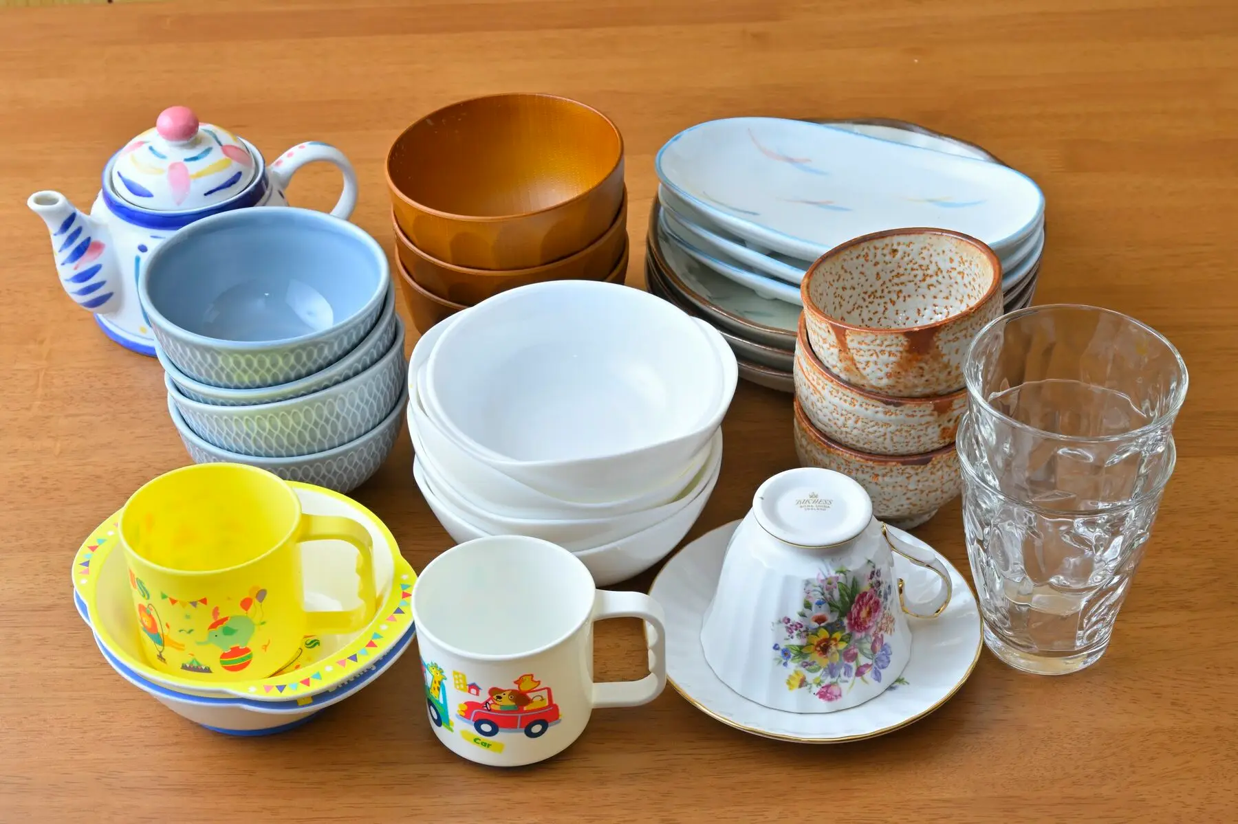 Dishes, kids' ones too